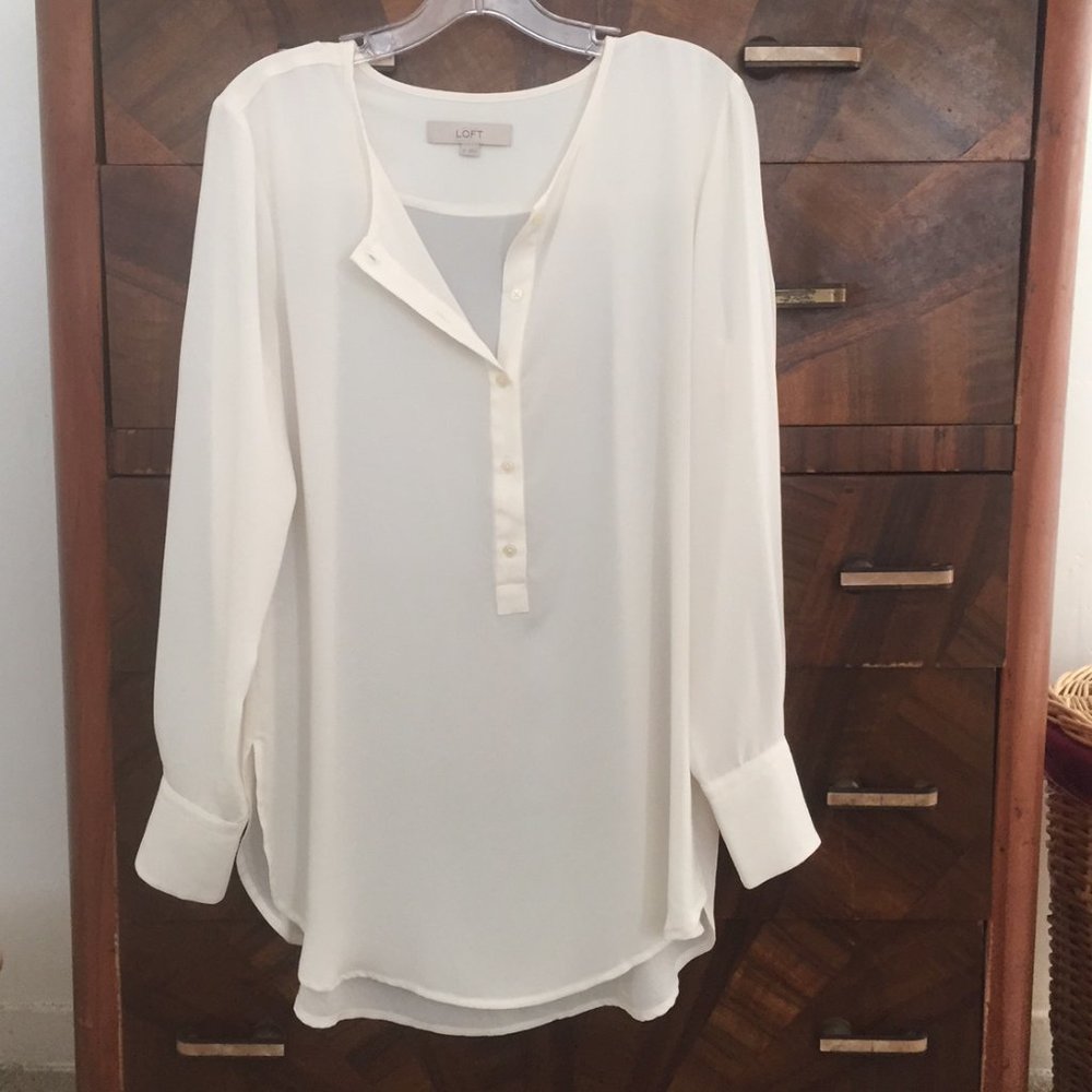LOFT Ivory Long-Sleeved High-Low Blouse (M)